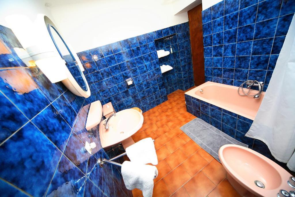 Belle De Nuit Bed & Breakfast Oppede Room photo