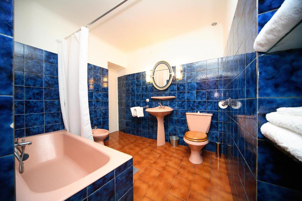 Belle De Nuit Bed & Breakfast Oppede Room photo