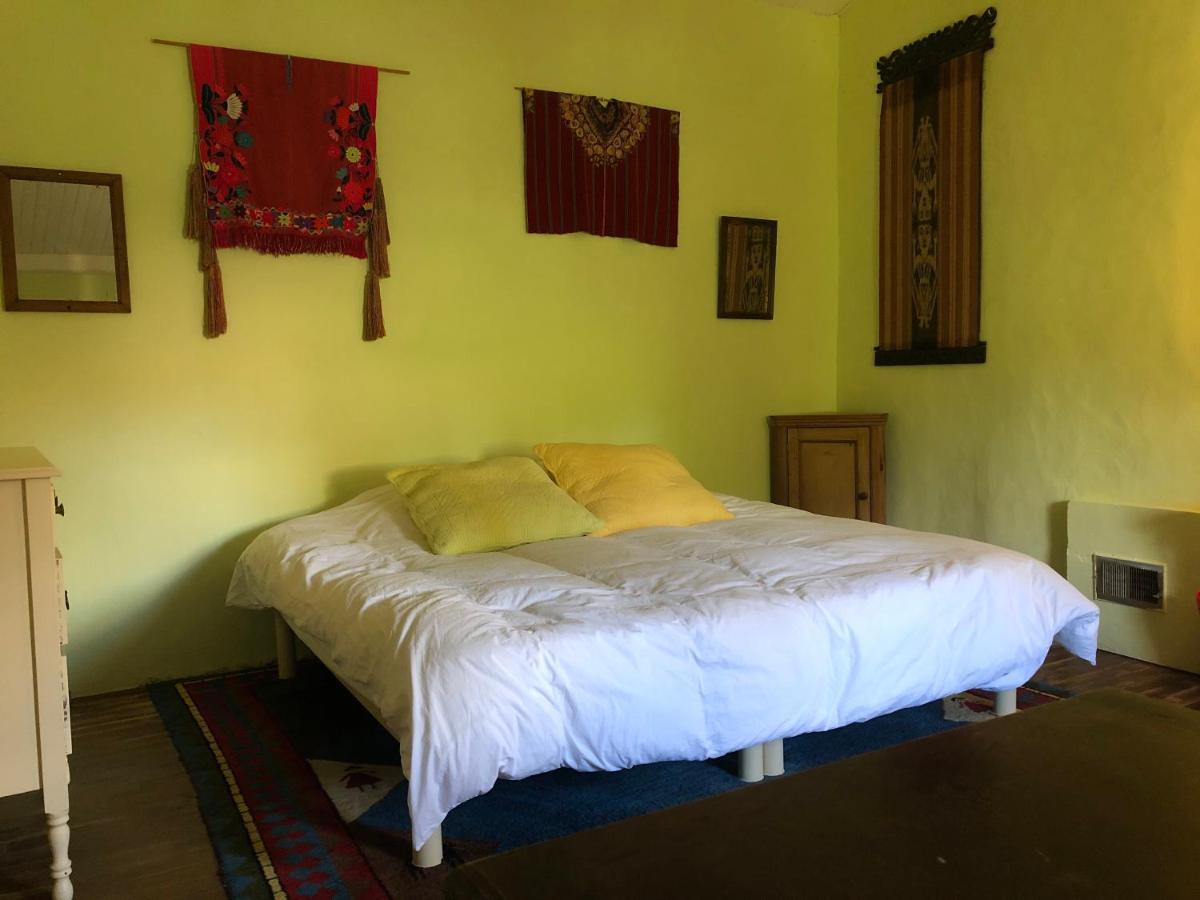 Belle De Nuit Bed & Breakfast Oppede Exterior photo